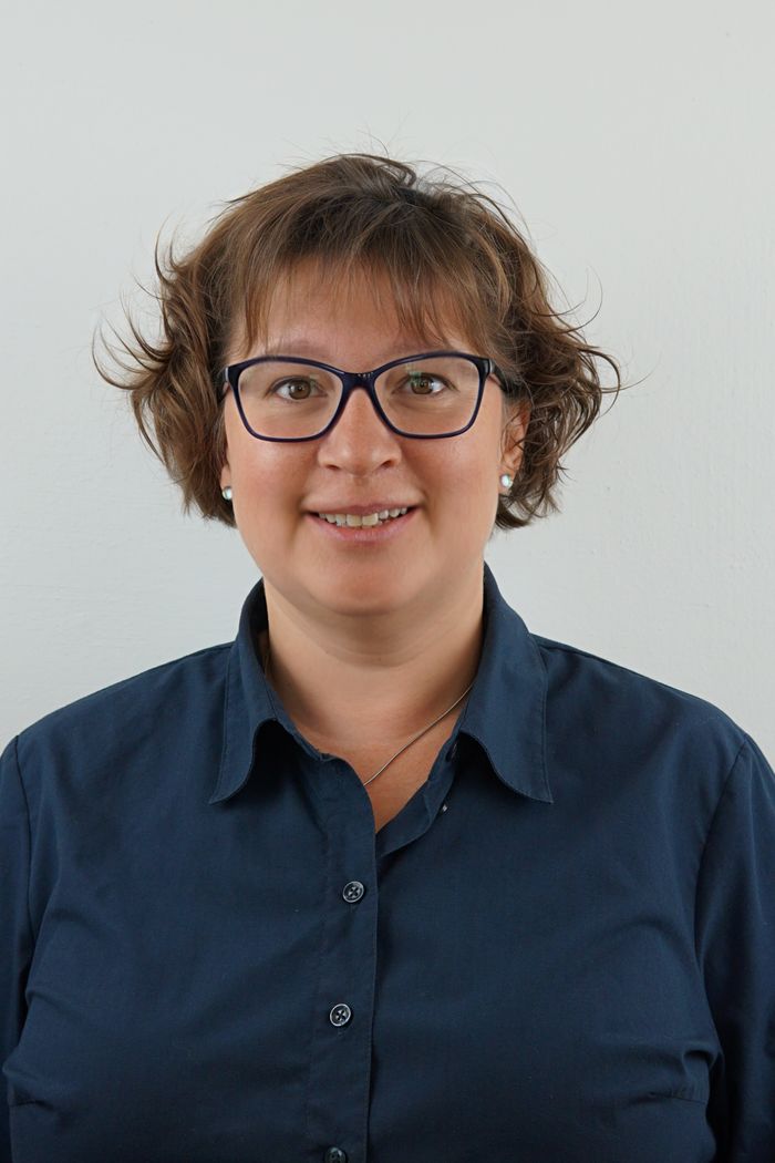 Bild zeigt die zuständige für die Verwaltung A. Brinkel Bild zeigt die zuständige für die Verwaltung A. Brinkel